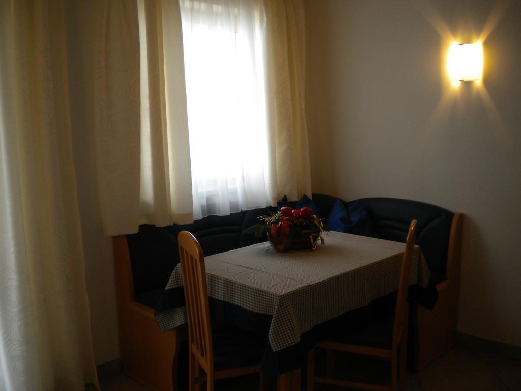 Ferienwohnung Haus Helene Rauris Zimmer foto